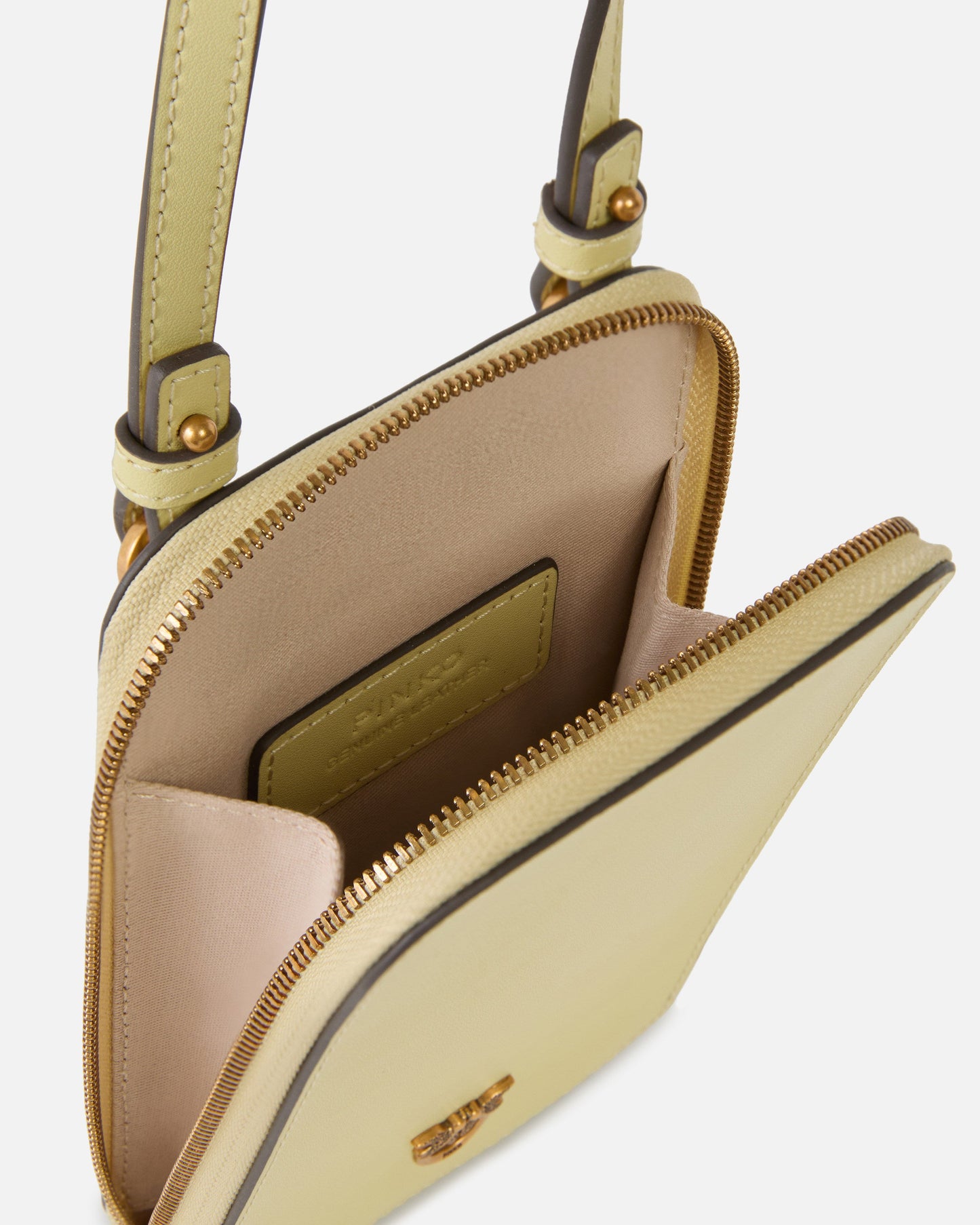 Zip-around leather smartphone case