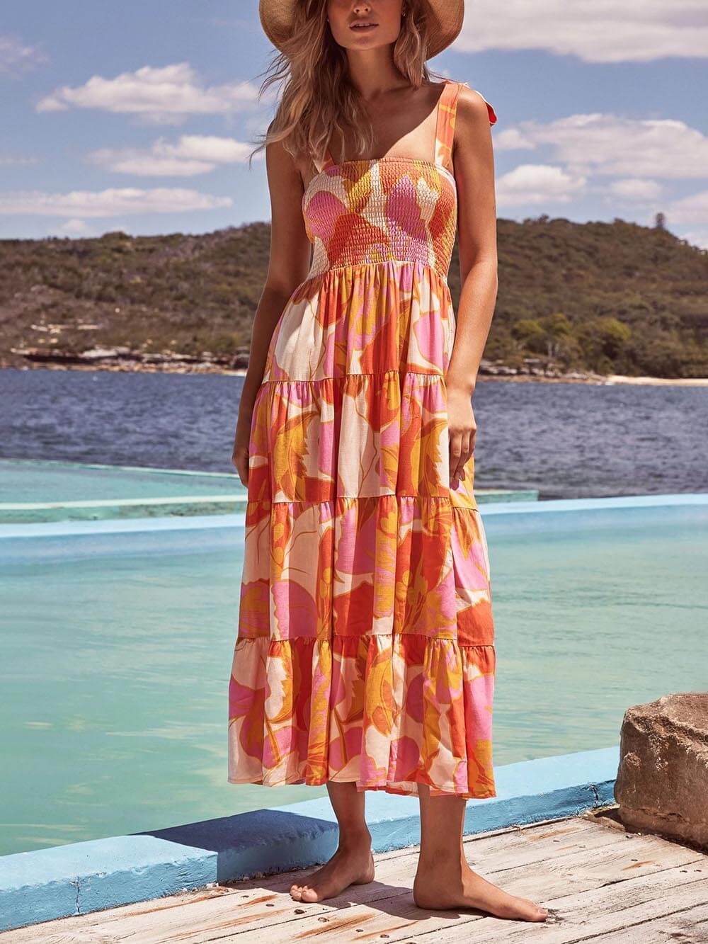Ärmelloses, plissiertes Stretch-Camikleid mit „Sea Charm“-Print auf der Brust
