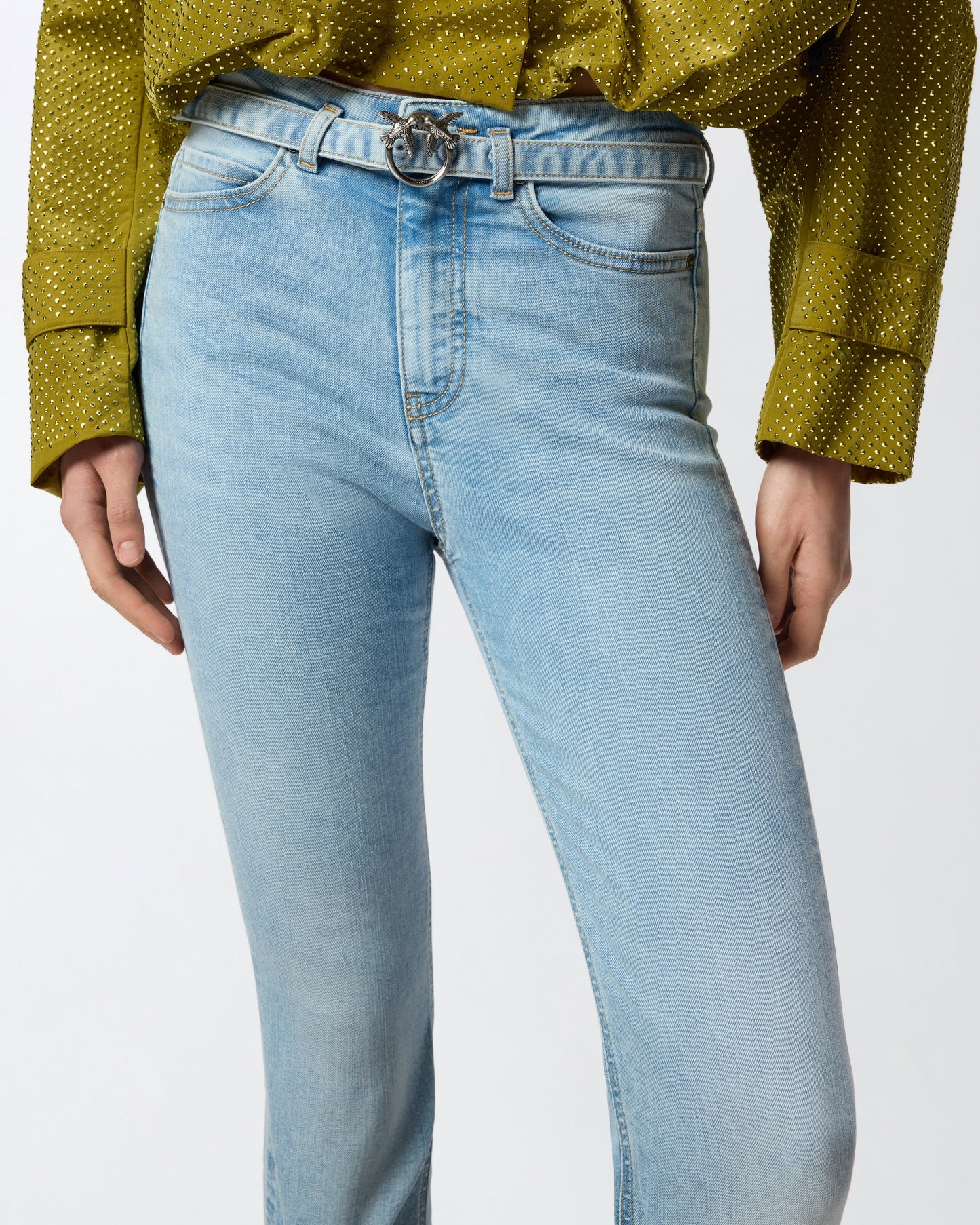 Light jeans with belt and Love Birds buckle