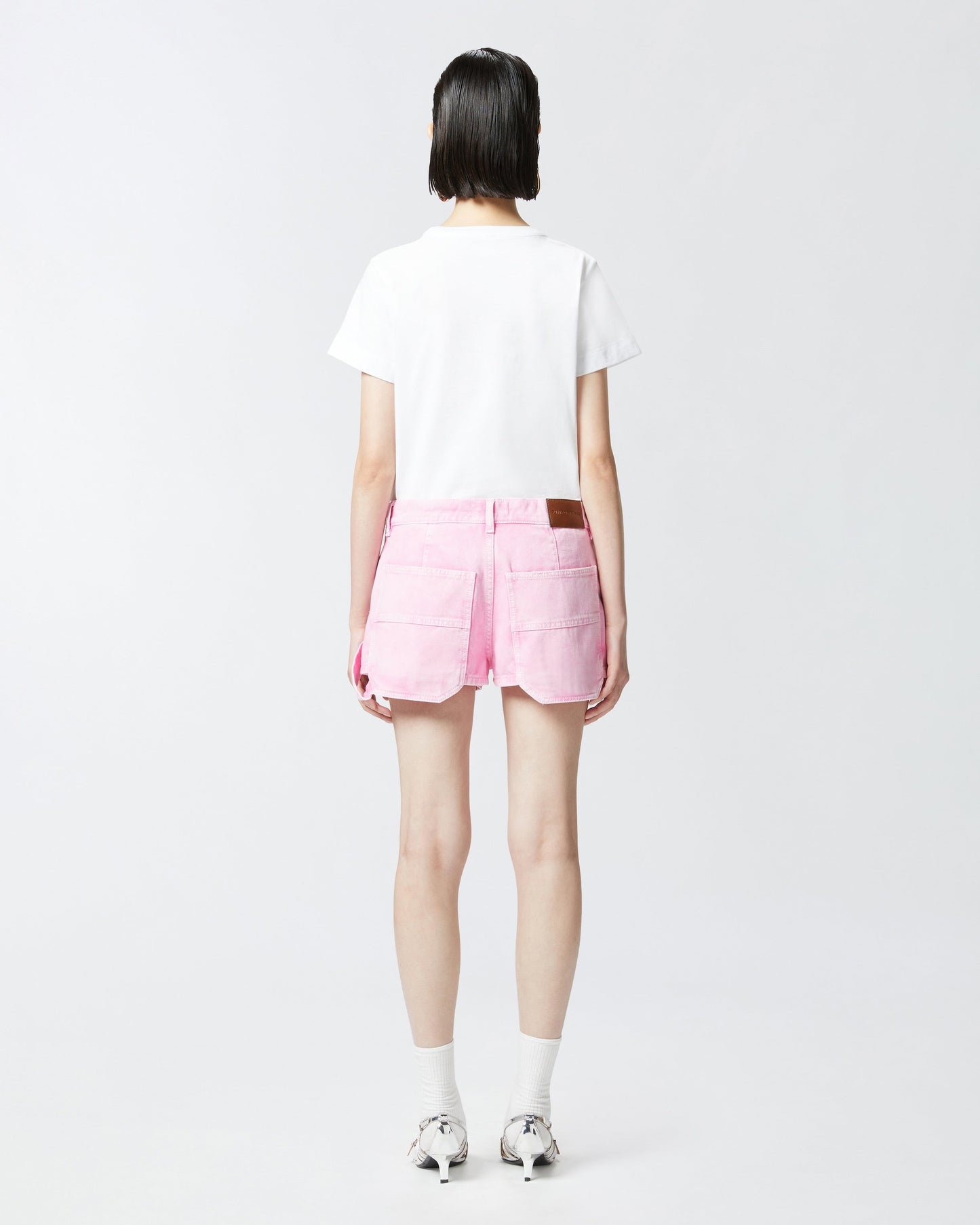Short-sleeved T-shirt with embroidered logo