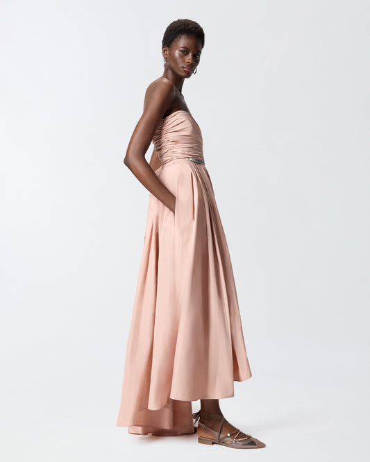 Elegant long dress with jewel belt