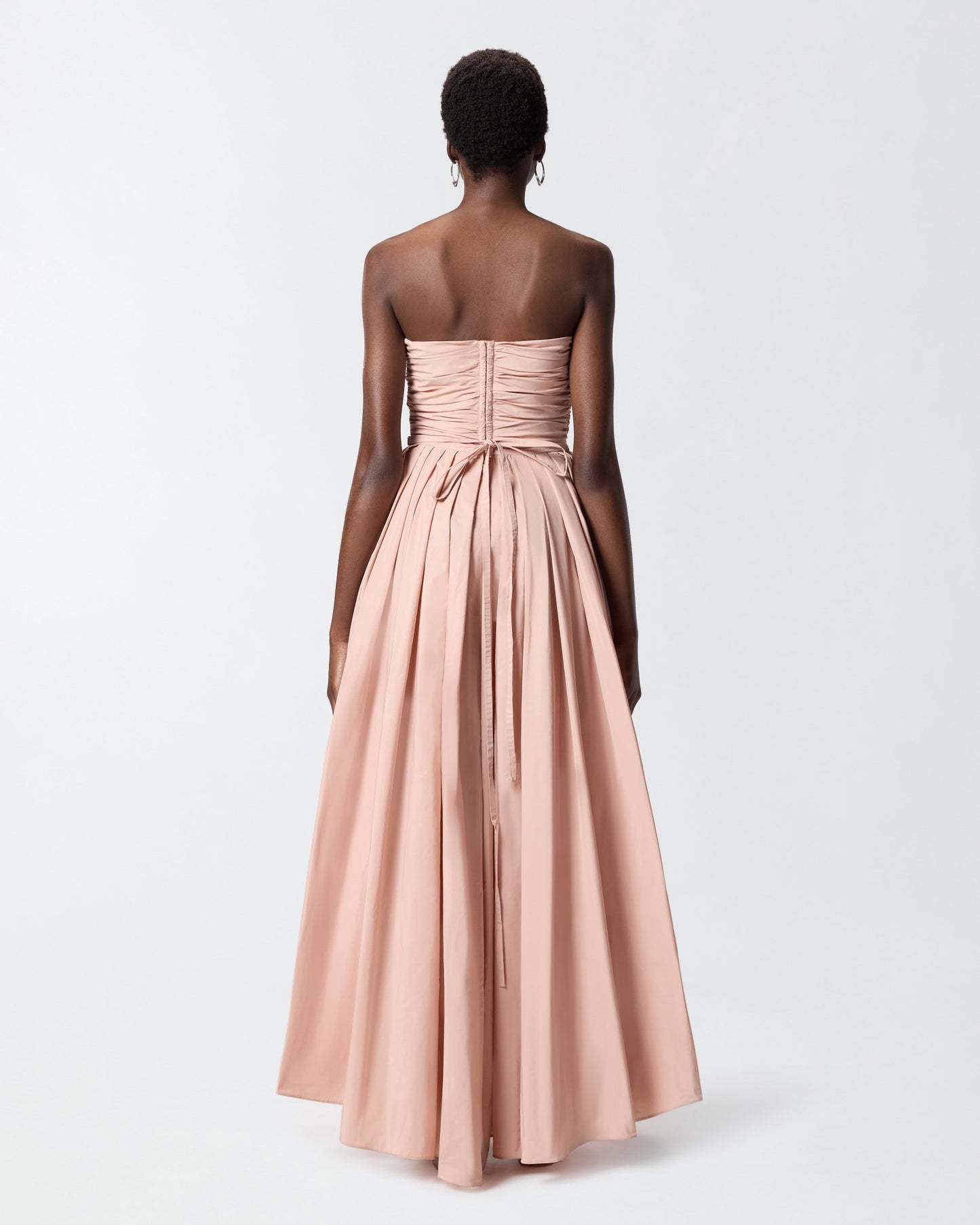 Elegant long dress with jewel belt