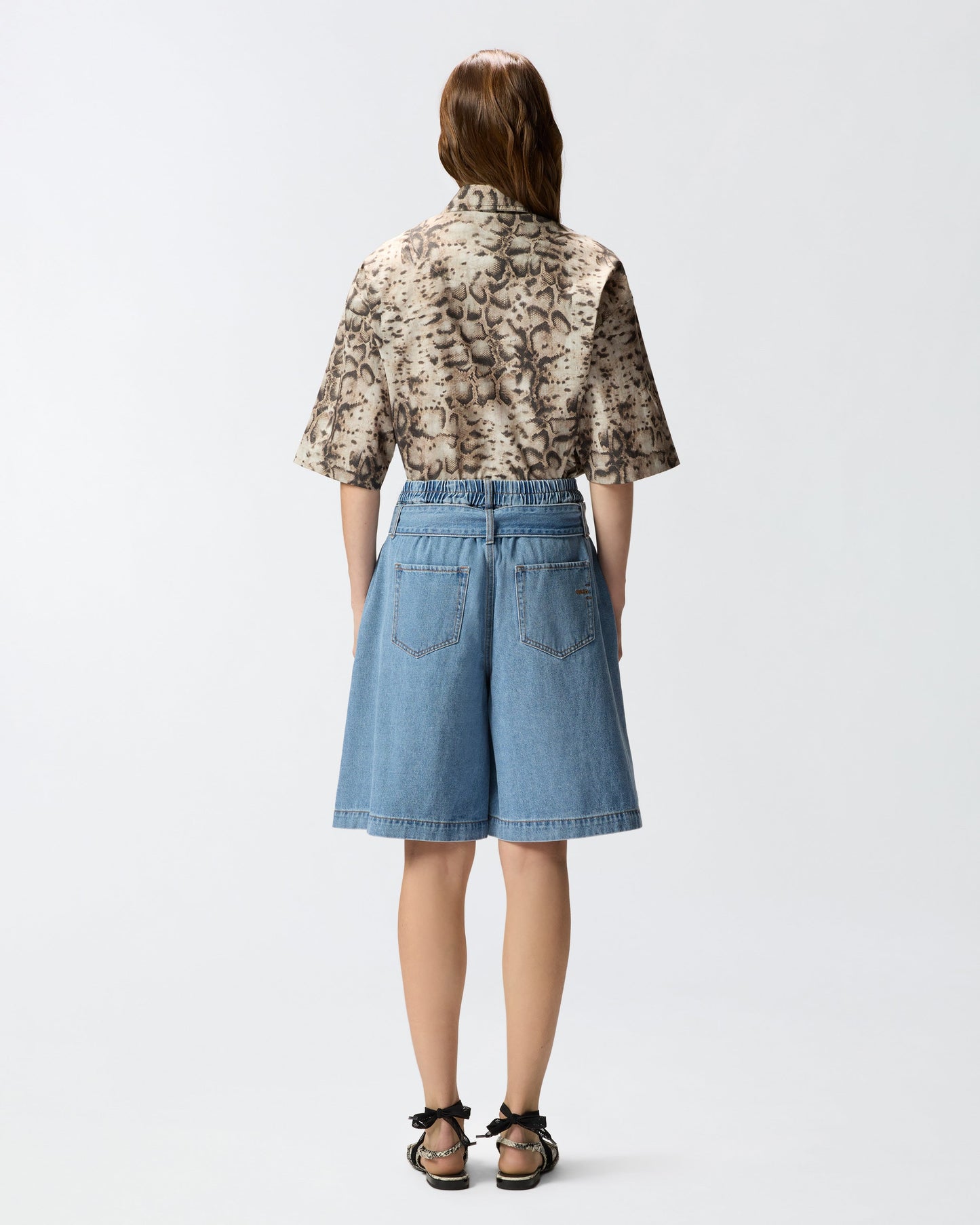Wide-leg denim Bermuda shorts with belt