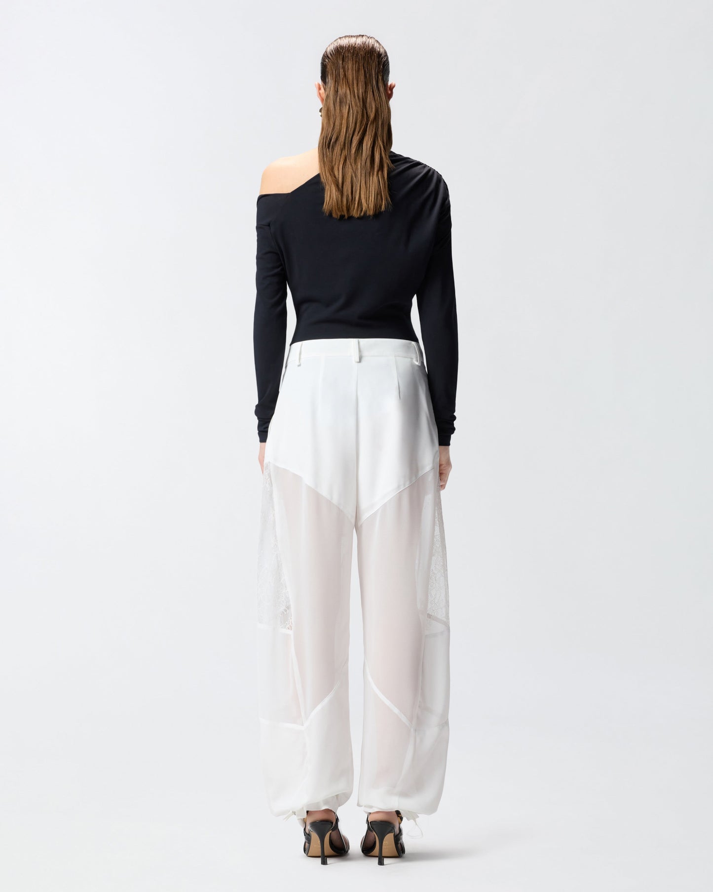Trousers with lace details