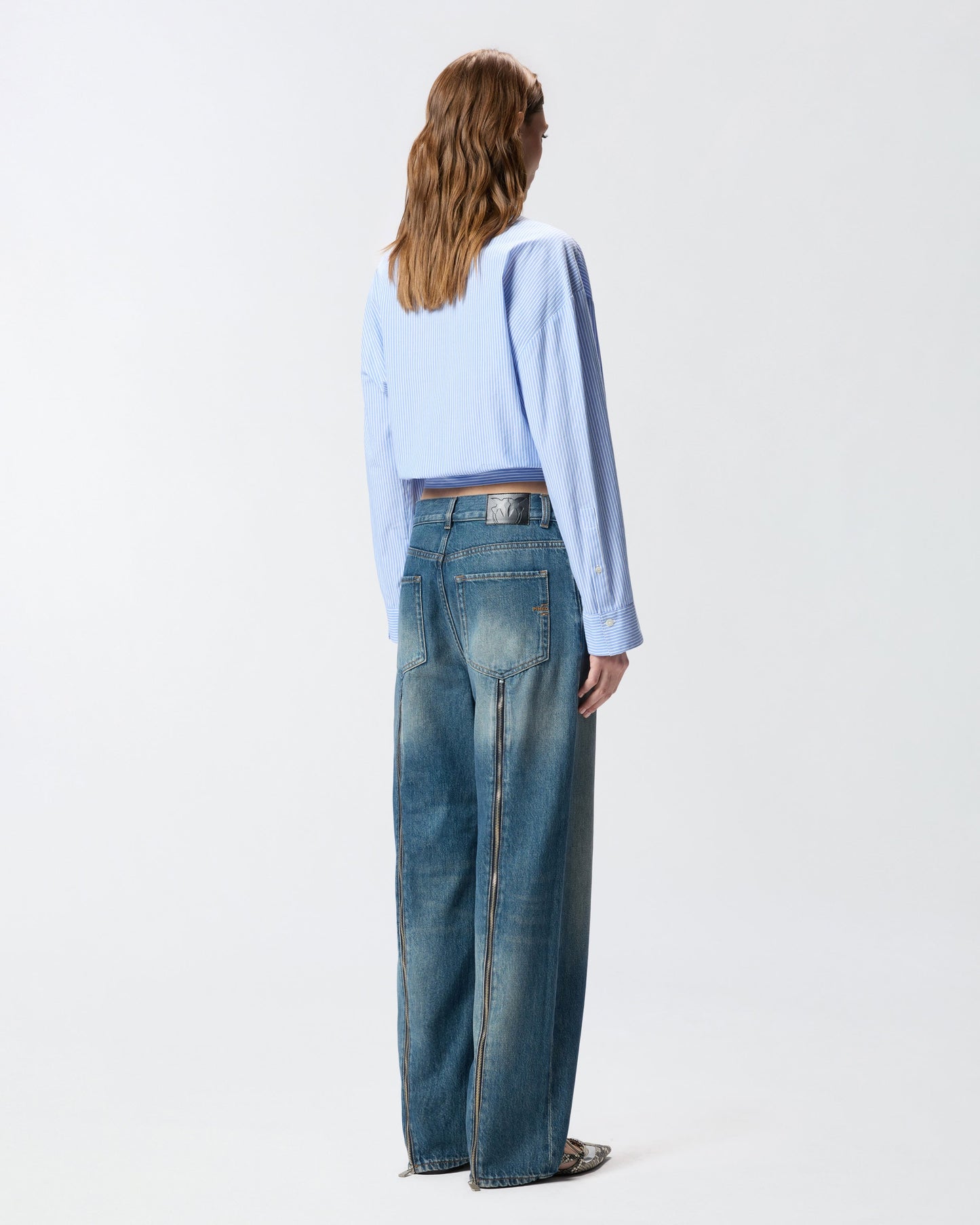 Loose-fit jeans with rear zips