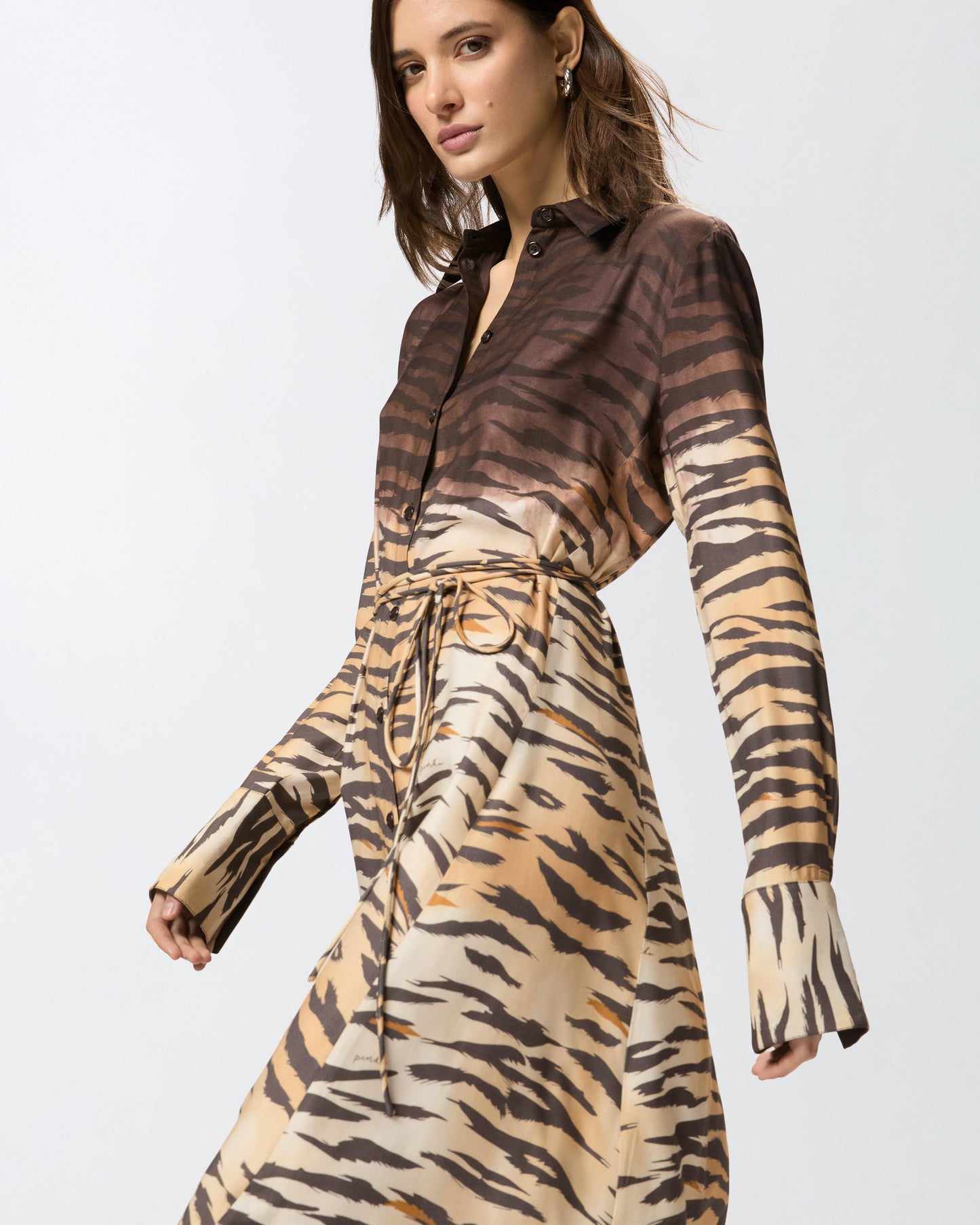 Long shirt dress with animal print