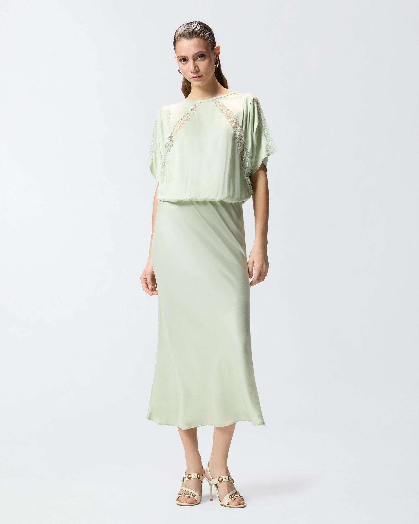 Midi dress with lace details