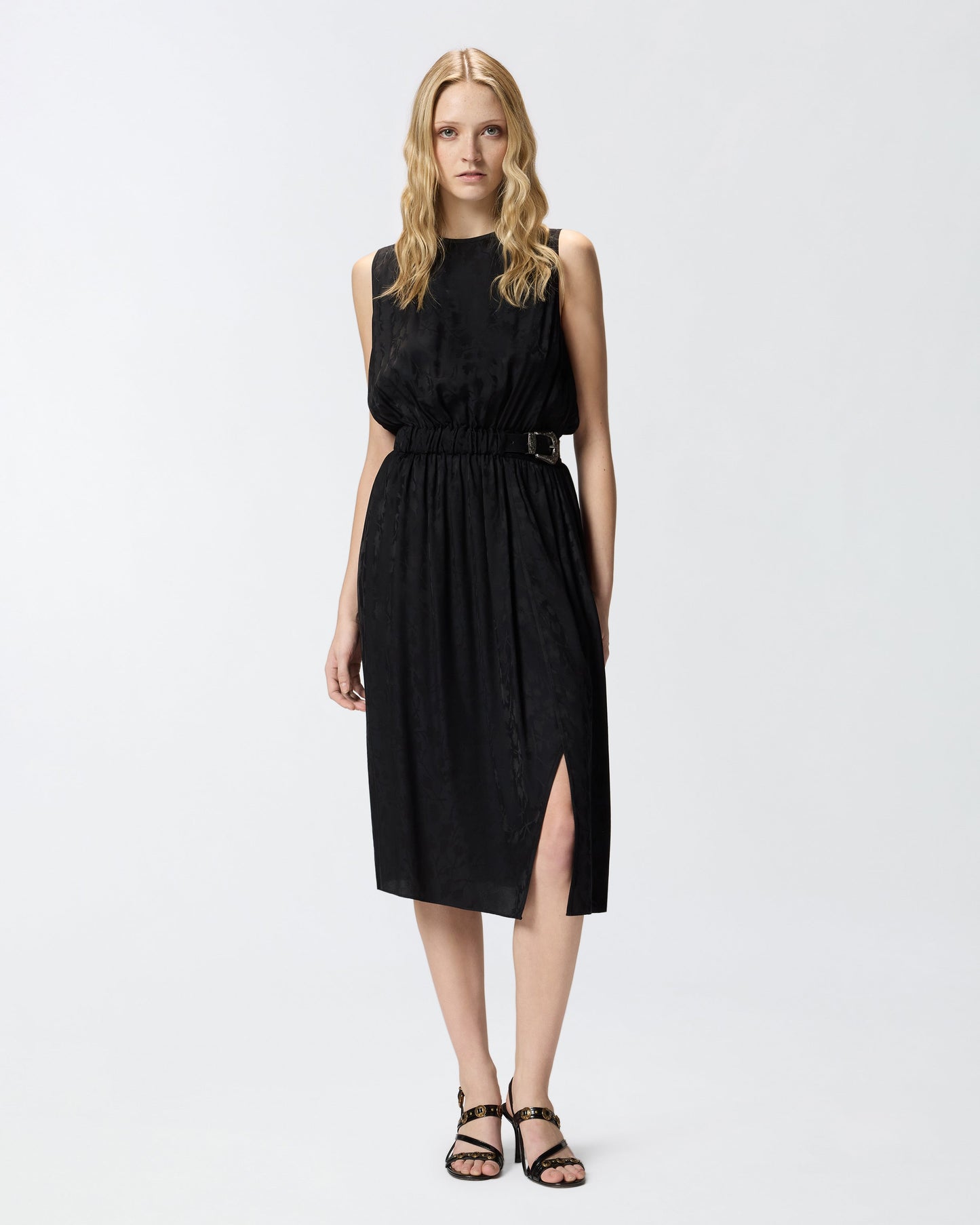 Sleeveless midi dress in floral jacquard with belt