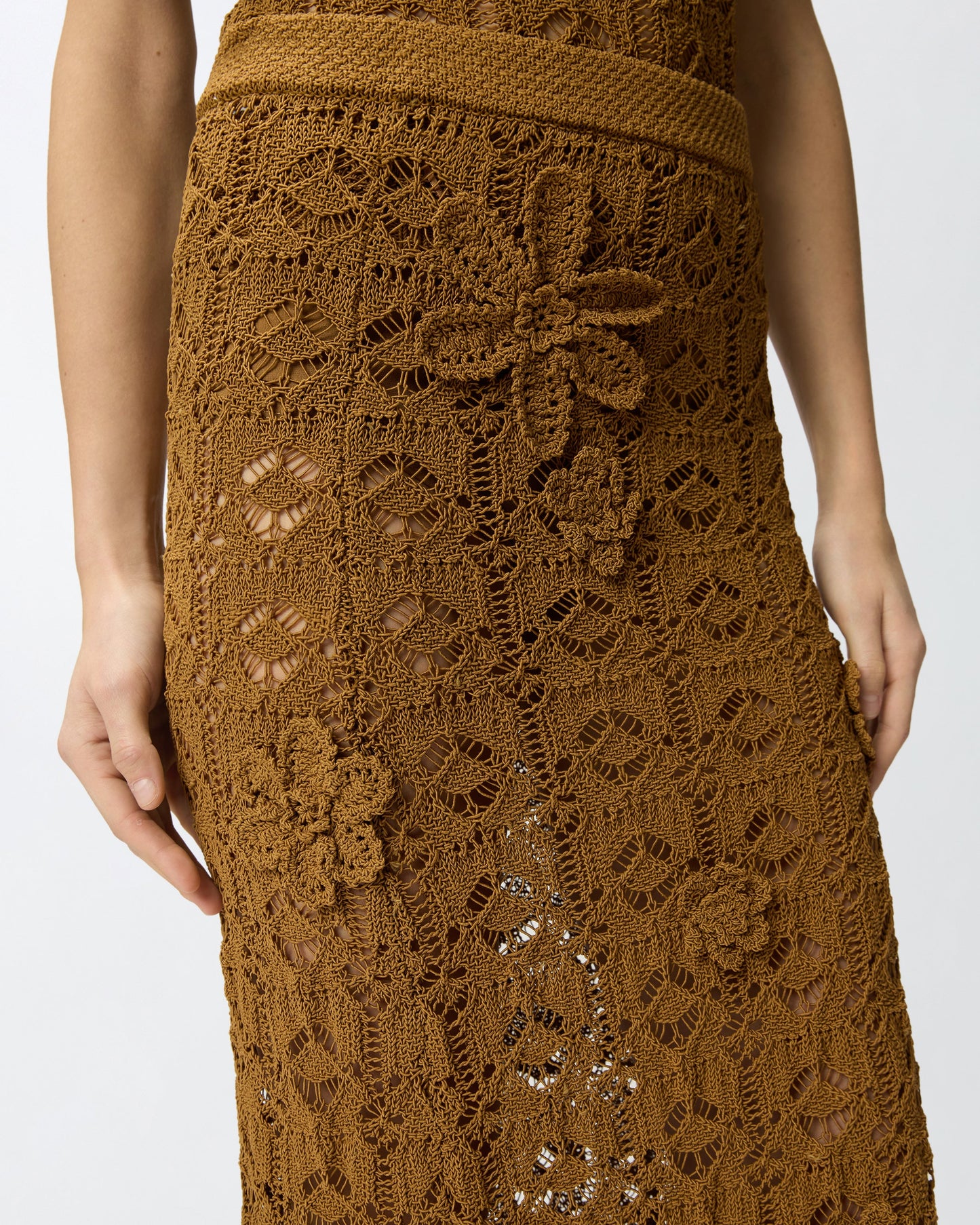 Crochet-effect midi skirt with appliqué flowers