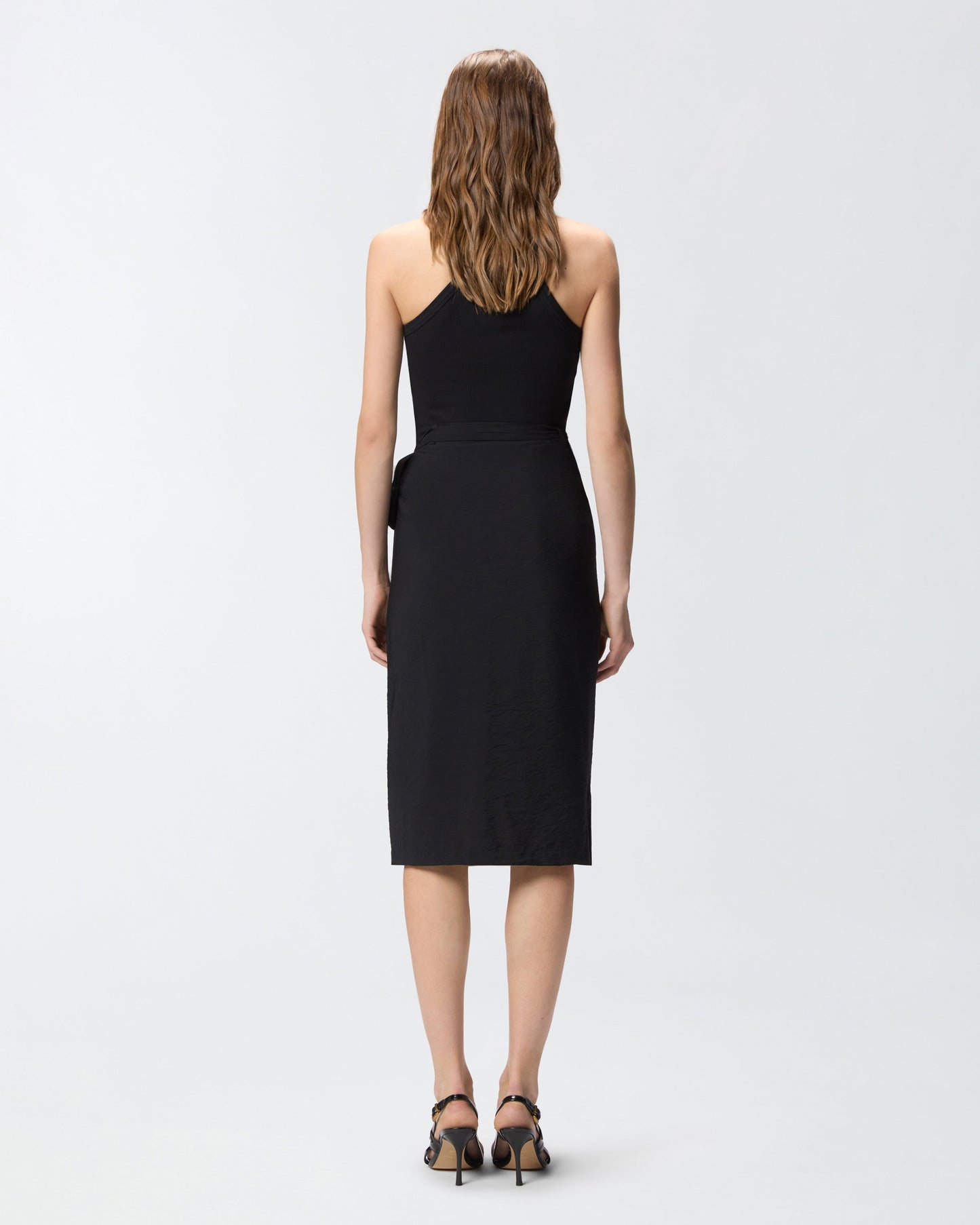 Calf-length wrap skirt with fringing