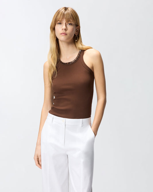 Ribbed top with bejewelled embellishment