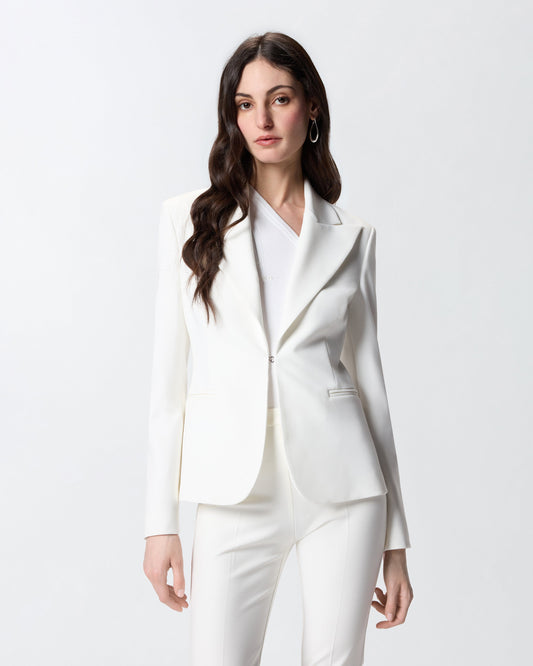 Jacket with rear slit