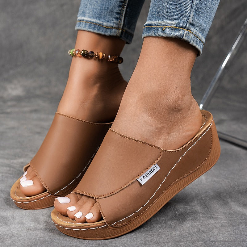 🔥Letzter Tag Aktion 50% RABATT - Bequeme Damen Hausschuhe aus Leder mit dicker Sohle und Fußgewölbestütze