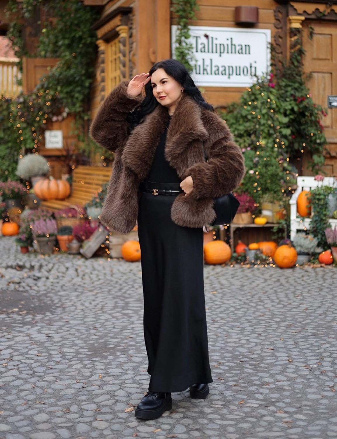 Flygo Damen Kunstpelzmantel Flauschige Kunstpelzjacke Langarm Revers Pelzige Winterjacken Zotteliger Parka Kurzer Mantel