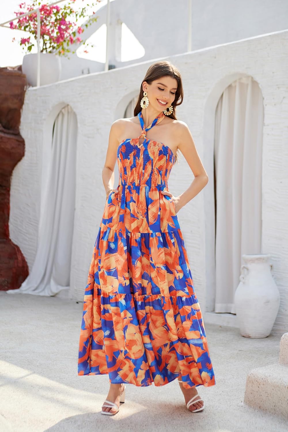 GRACE KARIN Damen Sommerkleider 2025 Neckholder Ärmellos Gesmoktes Rückenloses Cut-Out Blumenmuster Fließendes A-Linien Maxikleid