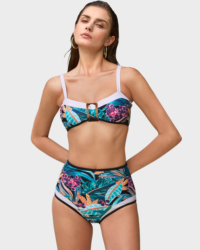 Stylischer High-Waist-Bikini mit Blumenmuster